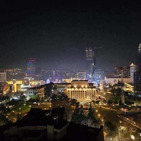 Sky Dwelling Tirana Apartment Bagian luar foto